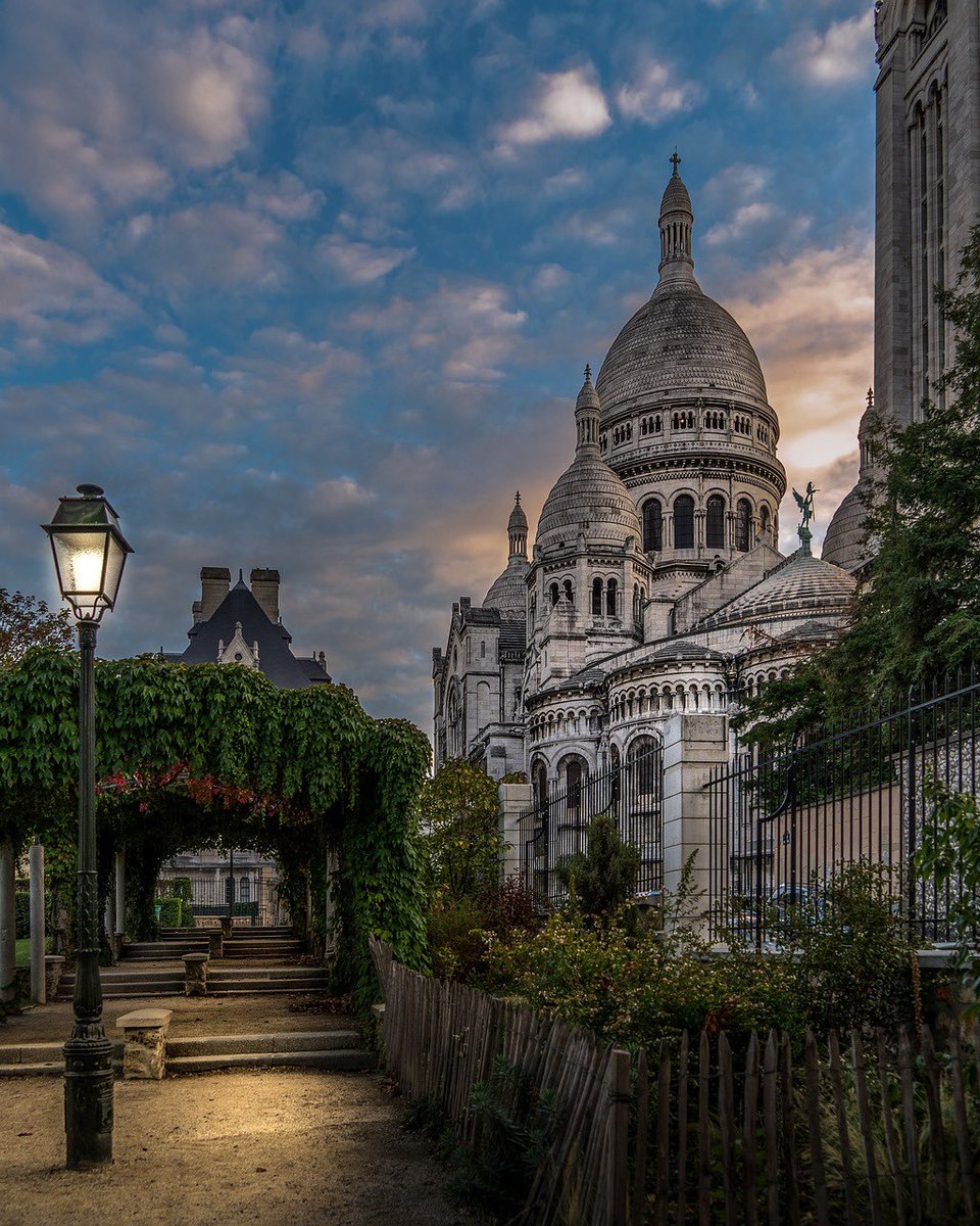 Architecture & Tradition (@archi_tradition) on Twitter photo Would you consider living in France? Would you consider living in France?