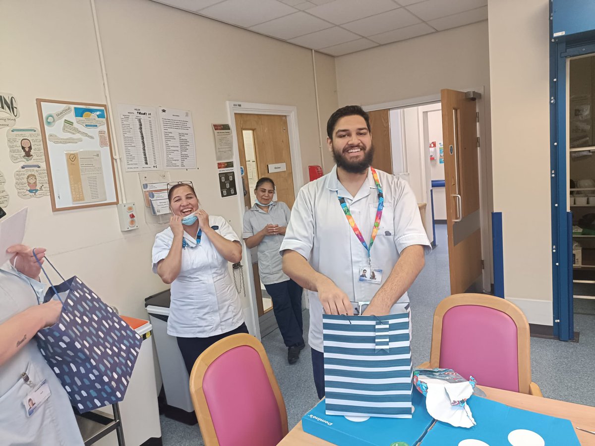 Ward 16 LGH (@ward16_lgh) on Twitter photo All the very best Aamir off to the world of pharmacy - exciting times ahead - good luck ππ <a href="/JoFinchAllen3/">Jo Finch Allen</a> <a href="/UHLNicolaGrant/">Nicola Grant</a> <a href="/Mark1Layton/">Mark Layton</a> <a href="/AmyTarry91/">Amy Tarry</a> <a href="/Ward14LGH/">Ward14LGH</a> All the very best Aamir off to the world of pharmacy - exciting times ahead - good luck ππ <a href="/JoFinchAllen3/">Jo Finch Allen</a> <a href="/UHLNicolaGrant/">Nicola Grant</a> <a href="/Mark1Layton/">Mark Layton</a> <a href="/AmyTarry91/">Amy Tarry</a> <a href="/Ward14LGH/">Ward14LGH</a>