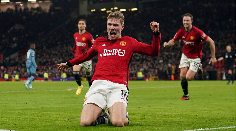 tmknope's tweet photo. Fatalny mecz Manchesteru United.
Na pocieszenie: Ogłaszany przepłaconym i przereklamowanym talentem Rasmus "Haaland" Hojlund ma już tylko dwie bramki mniej w PL od legendarnego Darwina Nuneza, a licząc wszystkie rozgrywki, obaj mają po 13 bramek na koncie.

#hojlund @ManUtd_PL https://t.co/s5439uzxqp