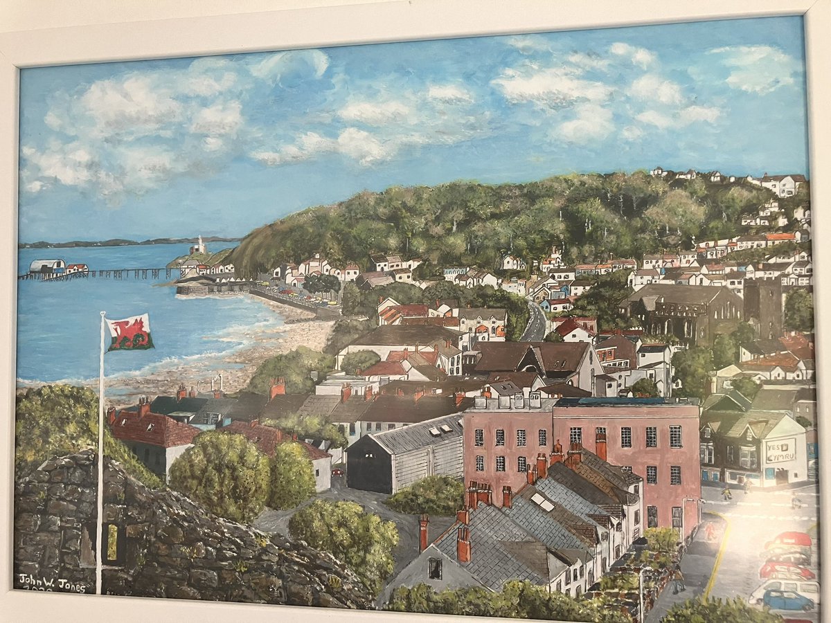 ffijonesbooks's tweet photo. Dad’s lovely paintings all up in our house now #PortTalbot #mumblespier #mumbles #macclesfield #oilpainting #acrylicpainting https://t.co/c2fv0aH73p