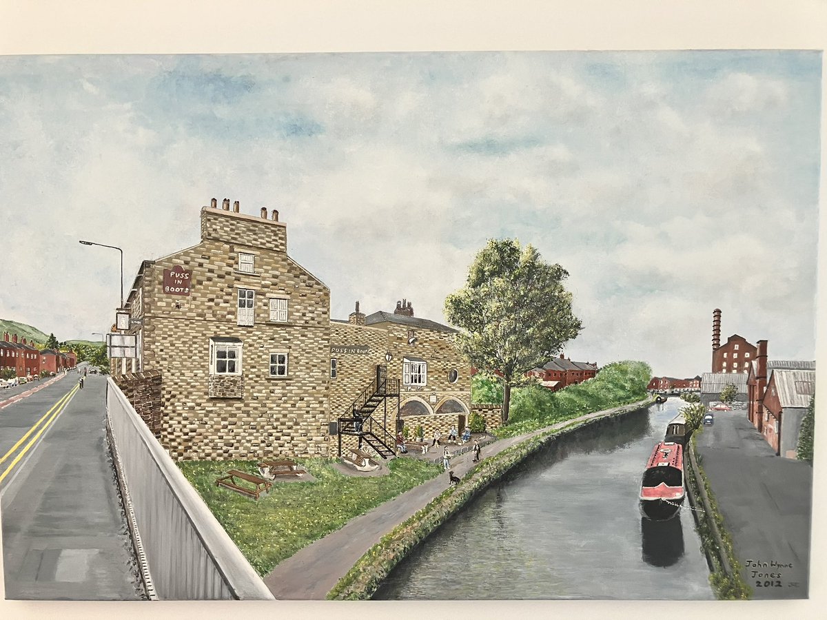 ffijonesbooks's tweet photo. Dad’s lovely paintings all up in our house now #PortTalbot #mumblespier #mumbles #macclesfield #oilpainting #acrylicpainting https://t.co/c2fv0aH73p