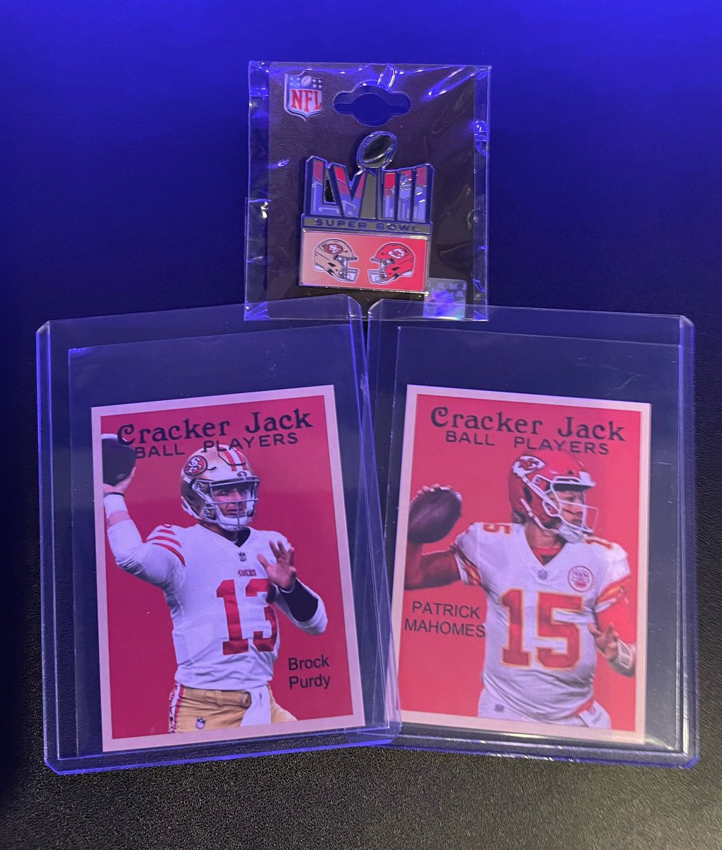 AshleyPurdy's tweet image. Just received these gems 💎 #MVPs @crackerjackofficial_ 🏈 #Purdy #Mahomes #SuperBowl #thehobby #cardcollector #nfl @nfl