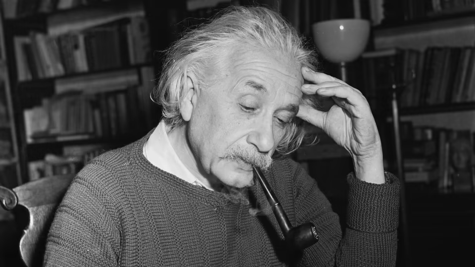 A "cognitive bias" is a systematic error in your thinking that ruins decision-making.

The 7 most powerful cognitive biases I've found: