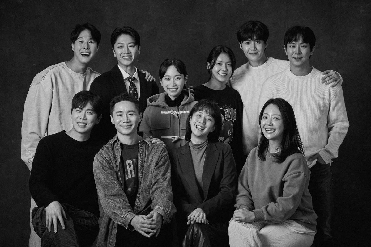 ksh05084's tweet photo. 행복은 찾는 게 아니라 깨닫는 거니까
“Happiness isn’t about finding it, it’s about realizing it.”
Thanks for the powerful &amp; meaningful lesson.

그리고 우리 배우님
이 3개월 동안 저희에게 행복을 가져다주셔서 너무 기쁩니다.
#행복을찾아서 #김선호 #realisehappiness #kimseonho https://t.co/UQ9P6JbQrH