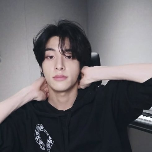 vvanessasim's tweet image. ก่อนเป็นจักรเตี้ยน : 404 not found

หลังเป็นจักรเตี้ยน : เจคดีที่สุด มีผัวจะรักผัวเท่าเจคไหม ไม่มีใครหล่อแสนดีเท่าเจค ฝรั่งที่จริงใจ ไทป์ม๋าแดงที่เรารัก ตั้งแต่รู้จักฮีผู้ชายในชีวิตจริงก็เป็นเศษฝุ่นทุกคน ใครจีบแพรวพราวคารมณ์ดีไม่เท่าเจคขอปัดตกหมด