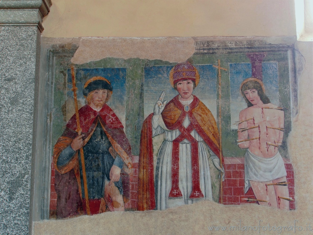 milanofotografo's tweet photo. #Benna #Biella #Italy: Fresco of the Saints Rocco, Fabian and Sebastian in the #Church of San Pietro. Exif, full size img: https://t.co/nUz5s3IS4m
Read more: https://t.co/kBt6ncXwfT
#piemonte #Italia #Italien @diariodibiella @BiellaTurismo @camcom_pno @AltoPiemonte @GranPiemonte https://t.co/rG0RszFwPn