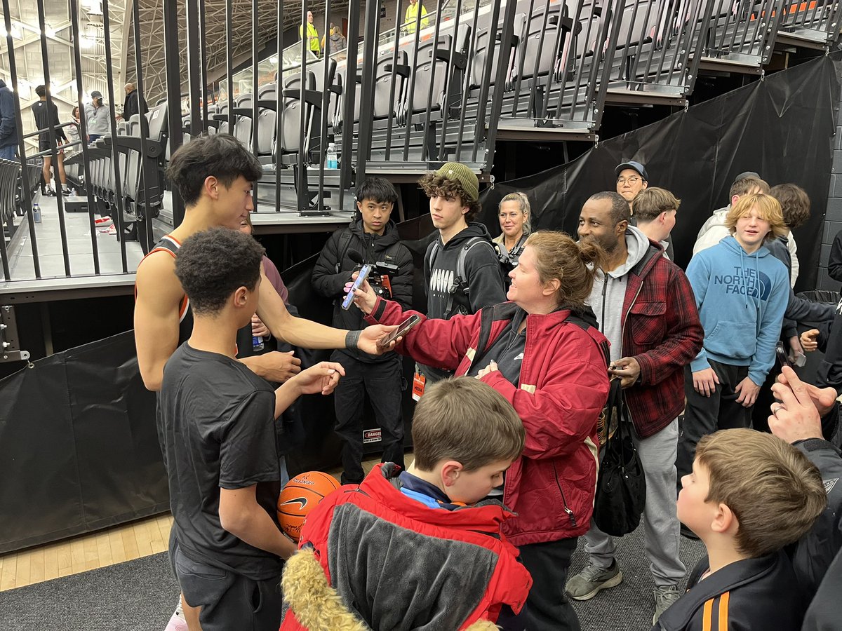 Joey Maruschak (@joeymaruschak) on Twitter photo Lines of <a href="/PrincetonMBB/">Princeton Men’s Basketball</a> fans waiting to meet Xaivian after the win over Yale. Fans cheering his name the whole game. Students and families holding up signs with his name on them. He’s only a sophomore.
Lee’s stat line last night against Yale:
6-13 FG
7 rebounds
19 points Lines of <a href="/PrincetonMBB/">Princeton Men’s Basketball</a> fans waiting to meet Xaivian after the win over Yale. Fans cheering his name the whole game. Students and families holding up signs with his name on them. He’s only a sophomore.
Lee’s stat line last night against Yale:
6-13 FG
7 rebounds
19 points