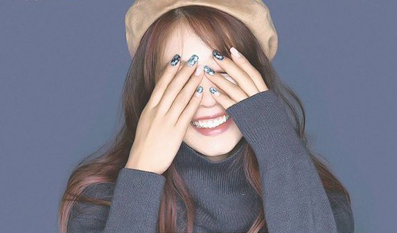 kanghanbot's tweet photo. we wish the sweetest of birthdays to the always lovely park shin hye 💖 https://t.co/aQB0VdaFxE