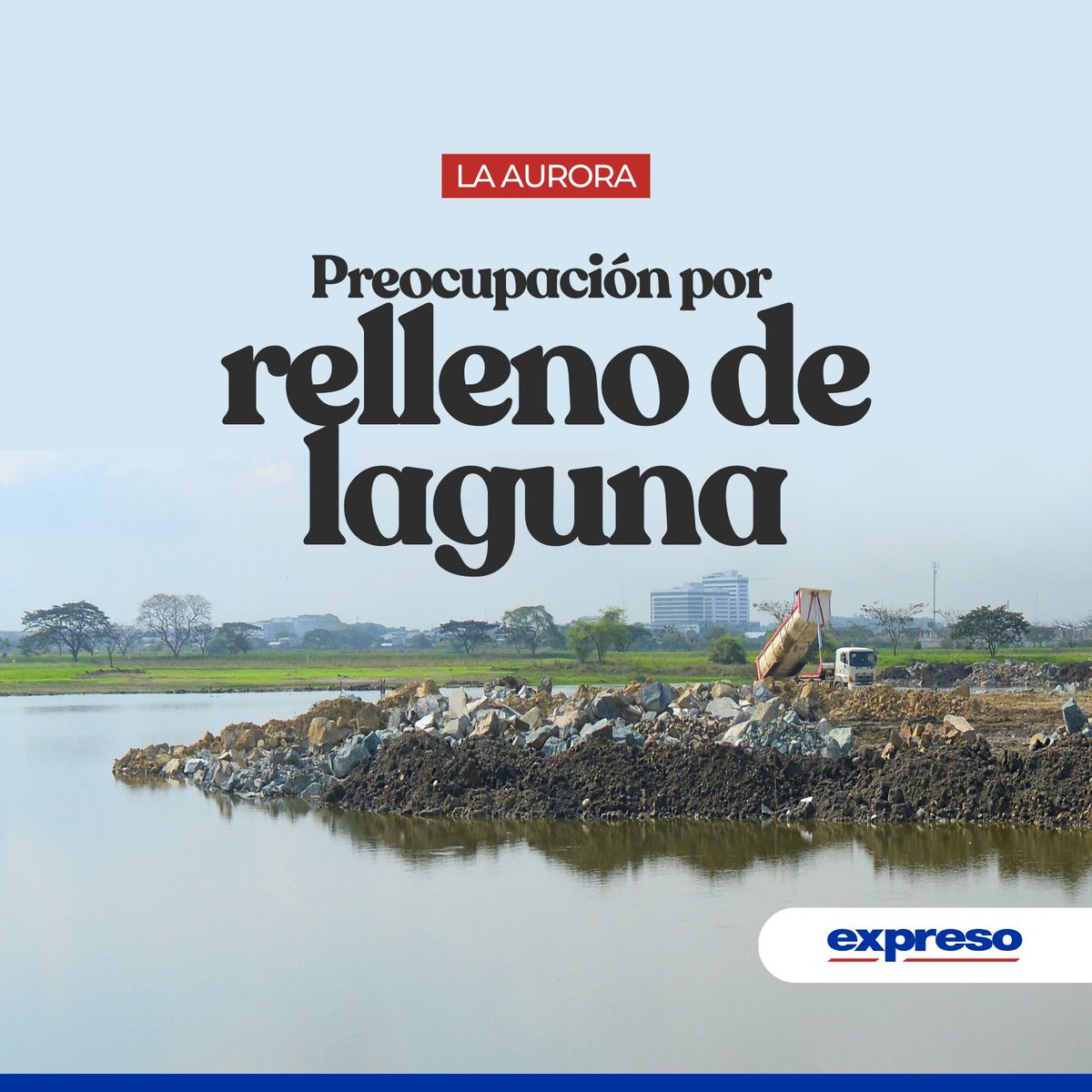Expresoec's tweet photo. Podría convertirse en un lugar natural de recreación, pero la laguna que subsiste en La Aurora, de a poco se desdibuja en el mapa. Es hábitat de más de 40 especies de aves, pero también depósito de desperdicios de material pétreo. 

Lee más 👉 https://t.co/uQjSZy5NYt https://t.co/EEckfzEHmZ