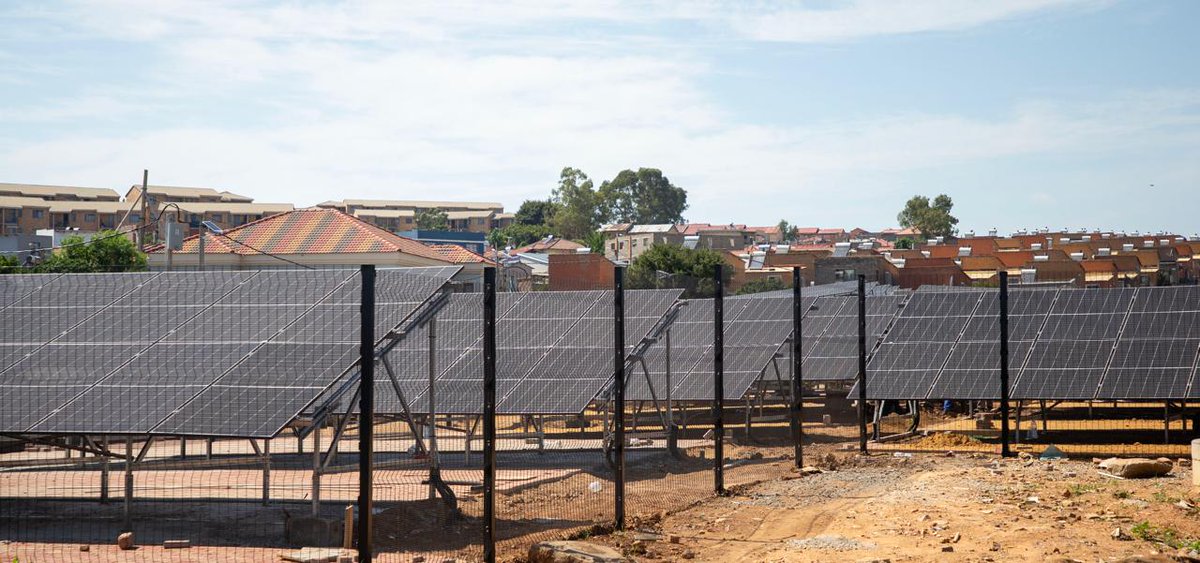 GautengeGov's tweet image. Premier @Lesufi Lesufi and MEC @MziKhumalo_ conducted a walk-about at the #EnergyProjects done by @CityPowerJhb in particular the solar PV Micro Grid and the two gas turbines at Durban Street and Johnware Substation in Fordsburg. #GrowingGautengTogether #Siyattansformer