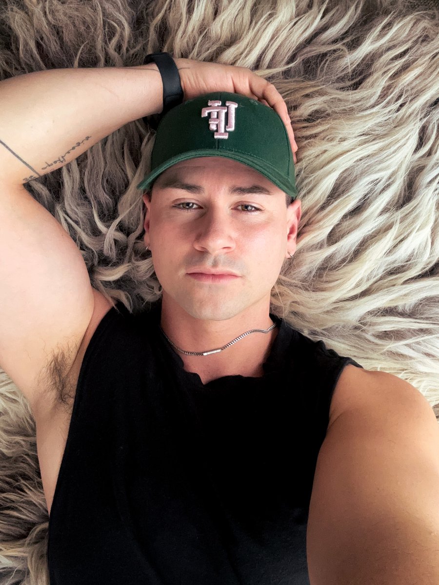Lukas Daken tweet media