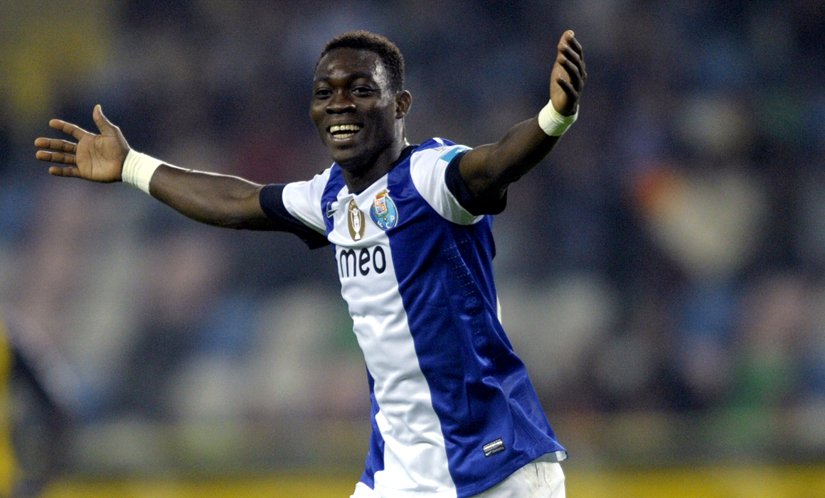 Para sempre #ComoNósUmdeNós 🙌

👉Há um ano, o mundo do futebol despedia-se de Christian Atsu 💙