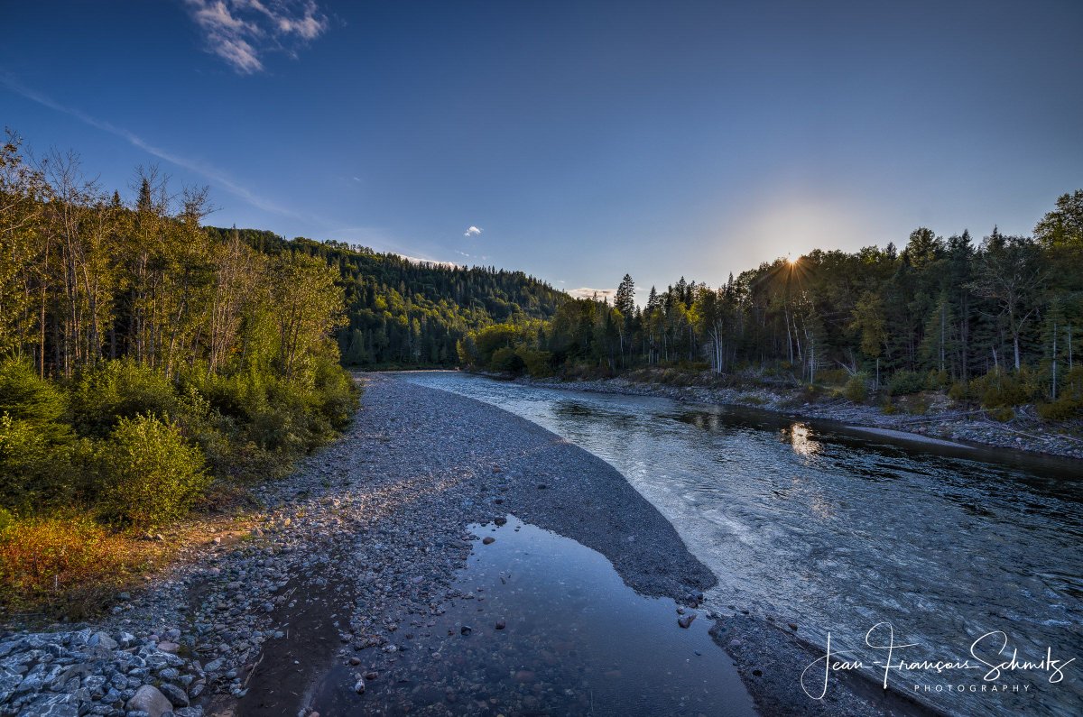 Rivière Sainte-Anne, Parc National de Gaspésie, Québec. September 2023. #gaspesie #quebec #canada #nature #roadtrip #landscape #sunset #travel #parcnationaldelagaspesie #tourismegaspesie #photography #gaspe #beautifuldestinations #naturelovers #tourismequebec #canon