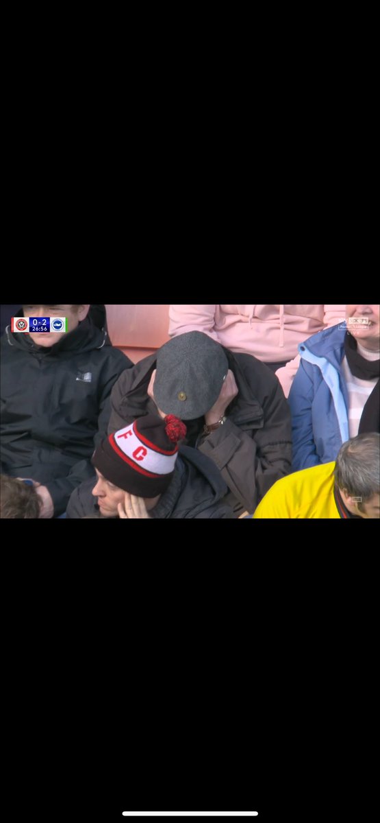 BrightonSG_'s tweet photo. Itโs alright you can home soon mate๐๐ #BHAFC #SHUBRI #PremierLeague https://t.co/E3UlPY3y7e