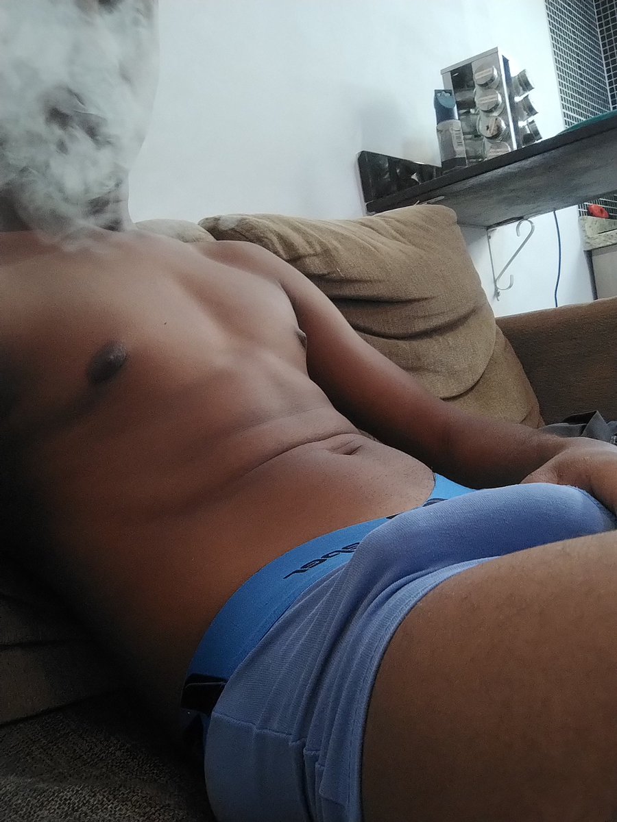 Novin19 🔞 tweet media