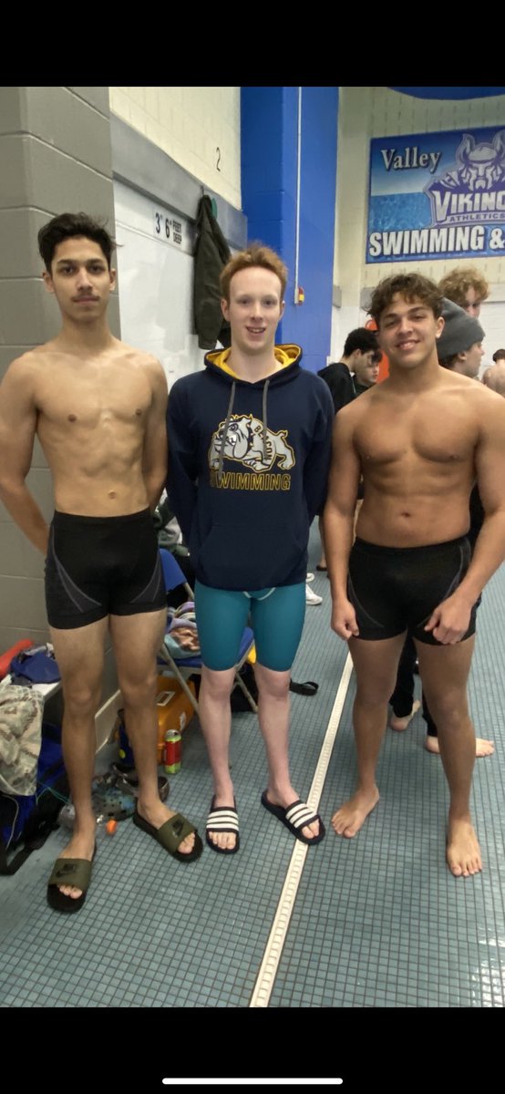 BeaconGreens's tweet photo. Beacon CSD Varsity Boys swimmers at Section 9 Championship! Good luck to seniors Imroz, Bryce, &amp; Ronnie at their last high school meet @BCSDBulldogs https://t.co/xOTMR97RgF
