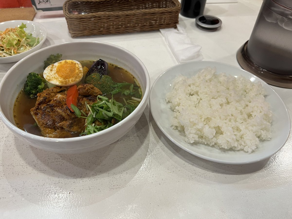 Gunnm0312's tweet photo. やはりスープカレーが1番。 https://t.co/B1tloA08pF