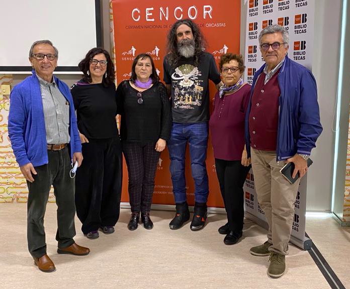 CENCORcasitas's tweet photo. Y no podemos dejar pasar nuestro agradecimiento y afecto a @fbonellih, director y guionista de "Me llamabas Septiembre”, por estar presente esta mañana. https://t.co/wVM26juYNT