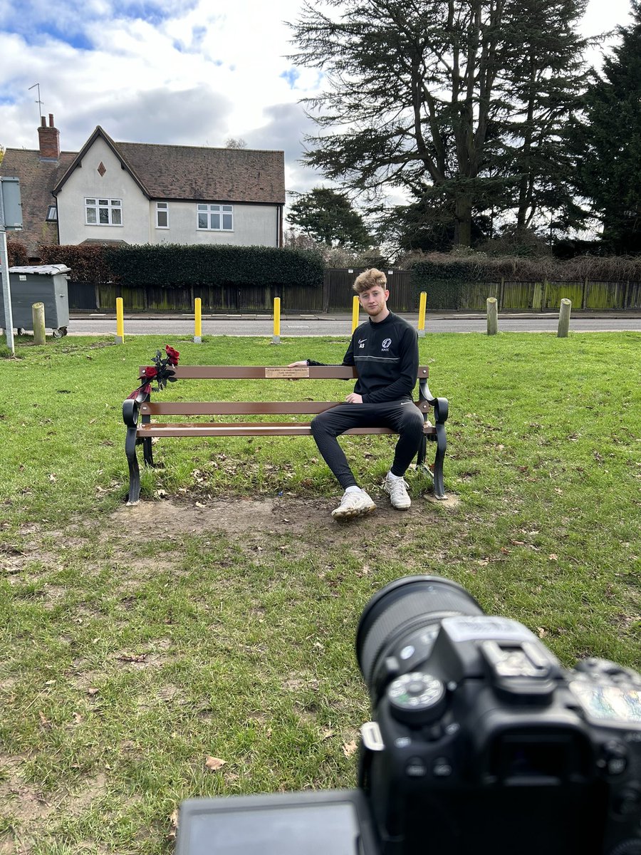 LukeALegacy's tweet photo. On Friday, I caught up with @HunsburyHawksFC captain &amp; Luke’s best mate Alfie Smith for the documentary 🎥 https://t.co/dHit2btcoG