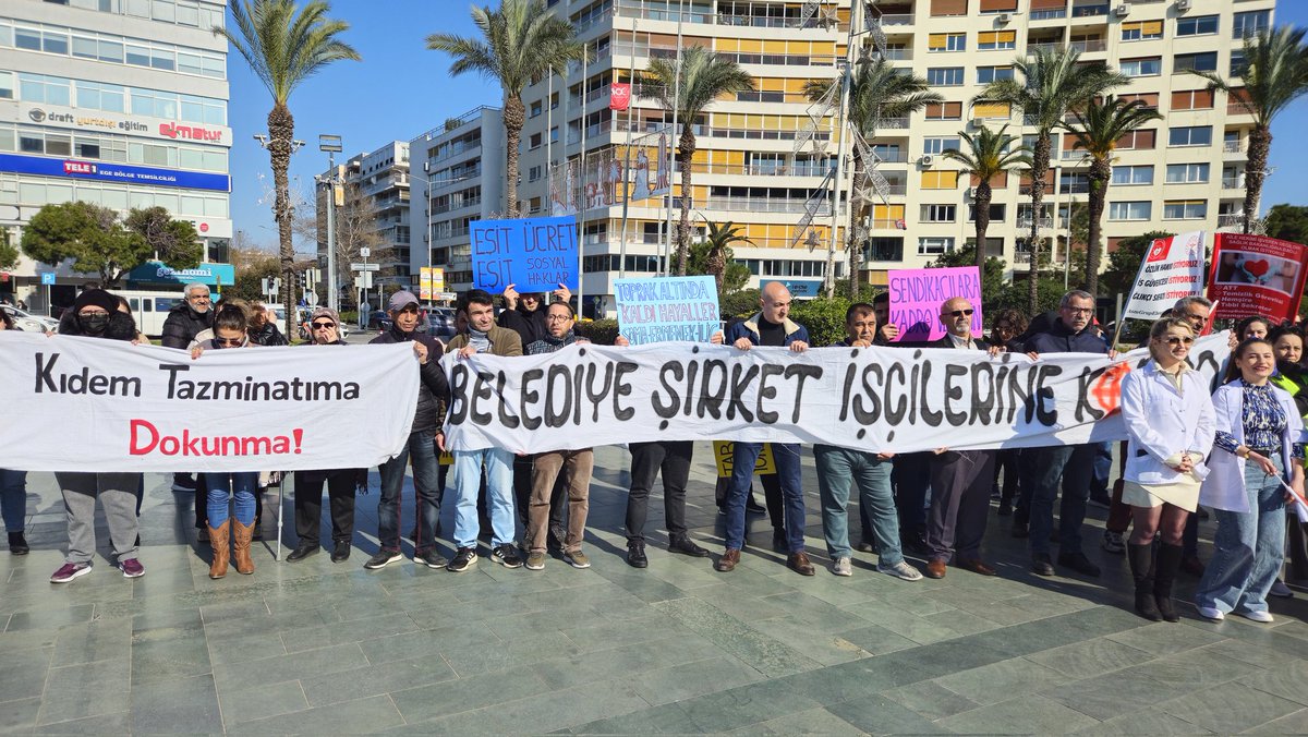 TabibNarlidere's tweet photo. Şirket işçileri kadro istiyor!
Şirket işçileri eşit şartlar istiyor!
Şirket işçileri ücretli kölelik istemiyor!

#izmir #tabib #ŞirketİşçileriKadroya https://t.co/8Y2cxdTRra