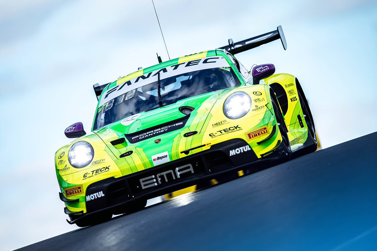 PorscheRacesNA's tweet photo. 👑 Kings of the Mountain! ⛰️
#Porsche takes both the overall and Pro-am wins at the @Bathurst12hour with @manthey_racing @emamotorsportau. 
Congrats to @mattcampbell22_, @VanthoorLaurens and @AyhancanGuven in Pro and @CAPicariello, @HarryKingRacing and Yassir Shahin in Pro-am. https://t.co/LuHRxUNfzE