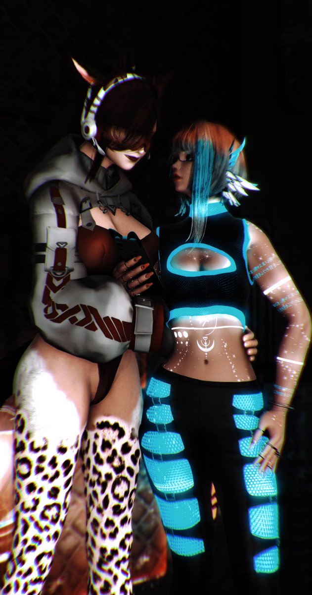 Sharing the secret intel that I collect with a fellow runner at #LionsDenMoshpit tonight. Might be a mission in this. Might not. We'll see what comes.

#FINALFANTASYXIV #GPOSERS #ElementalDC #FF14SS