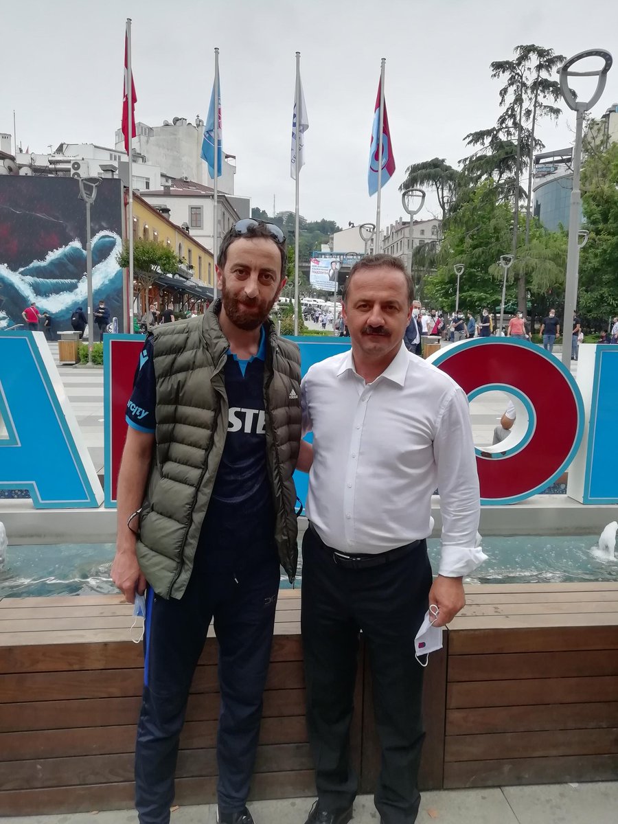 Apocan6182's tweet photo. @yavuzagiraliog Başkanım Trabzon Yomra dan genç kardeşlerimizle birlikte sizin genel başkanlığınızda kurulacak olan siyasi oluşuma öncülük etmek için sabırsızlanıyorum. https://t.co/TabOwgufm9