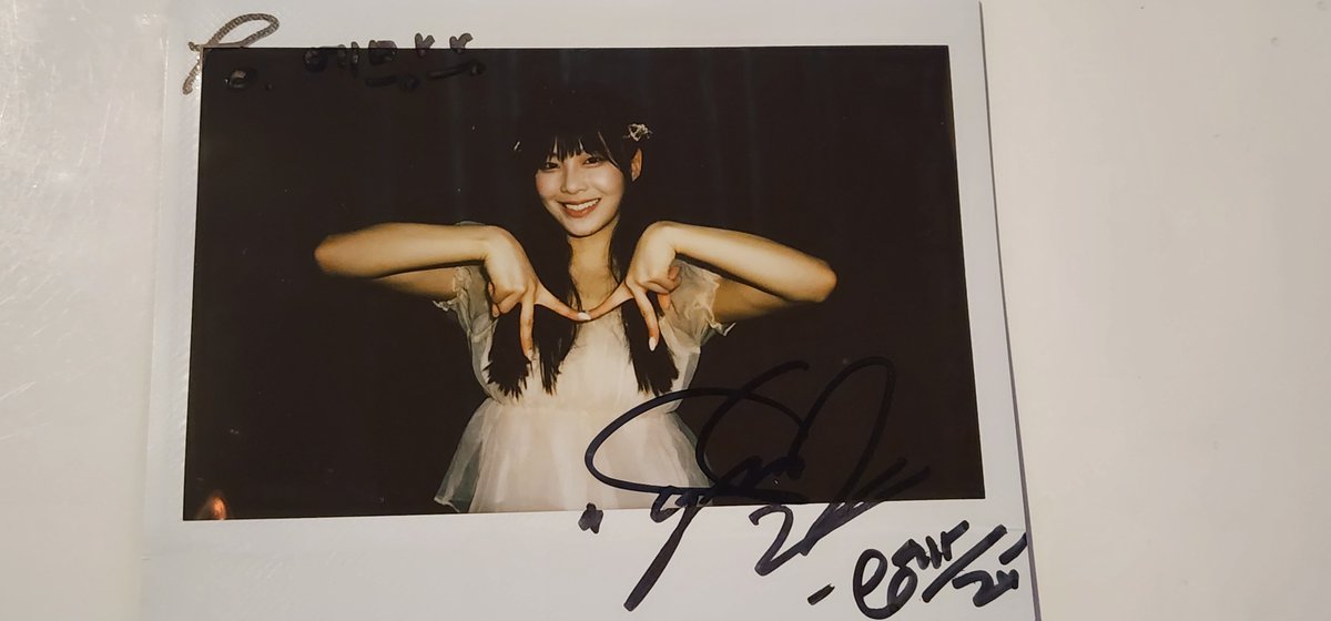 ESUOHSNSD's tweet image. 今日の『M』ポーズ(FLORIA)。思い出をありがとう👍️ また会いましょう✨
#FLORIA #플로리아