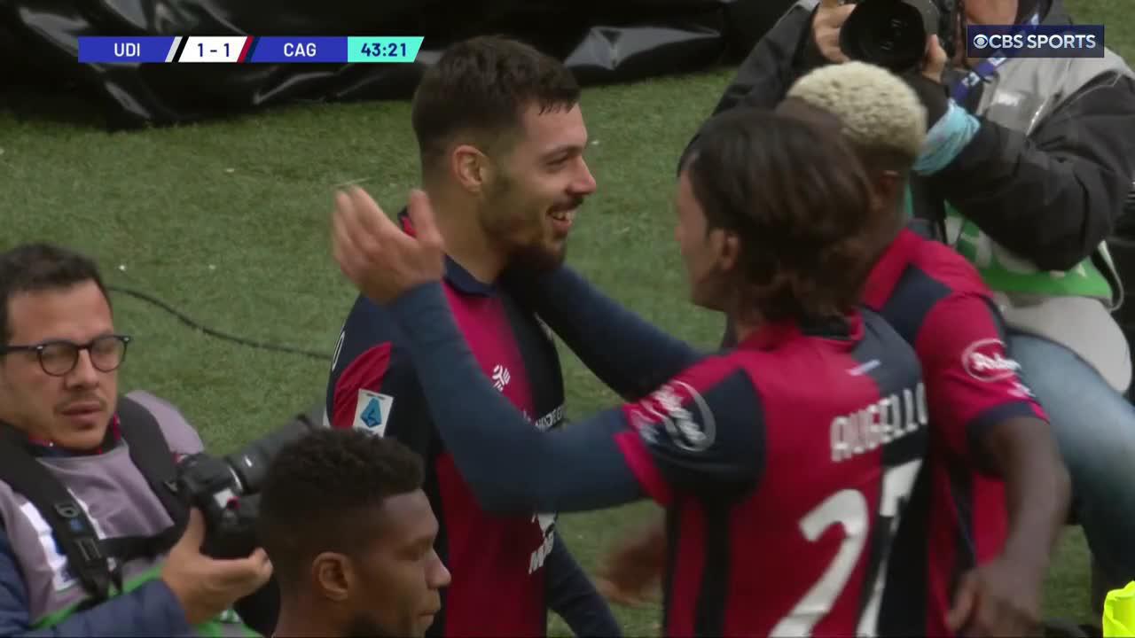 Gaetano heads home what could be a huge goal in Cagliari's relegation battle 👀