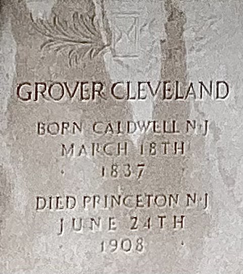 @NecroTourist @OrdExtraCem @Visit_NJ @GroverCleveland @PrezWisdom @ChiefFarewell @OfficialGroverC September 2022. 

Cleveland has the simplest presidential grave site that I have seen so far. He is buried between his wife, Frances, and their daughter, Ruth, who died of diphtheria at age 12 in 1904. 

Frances did remarry in 1913.