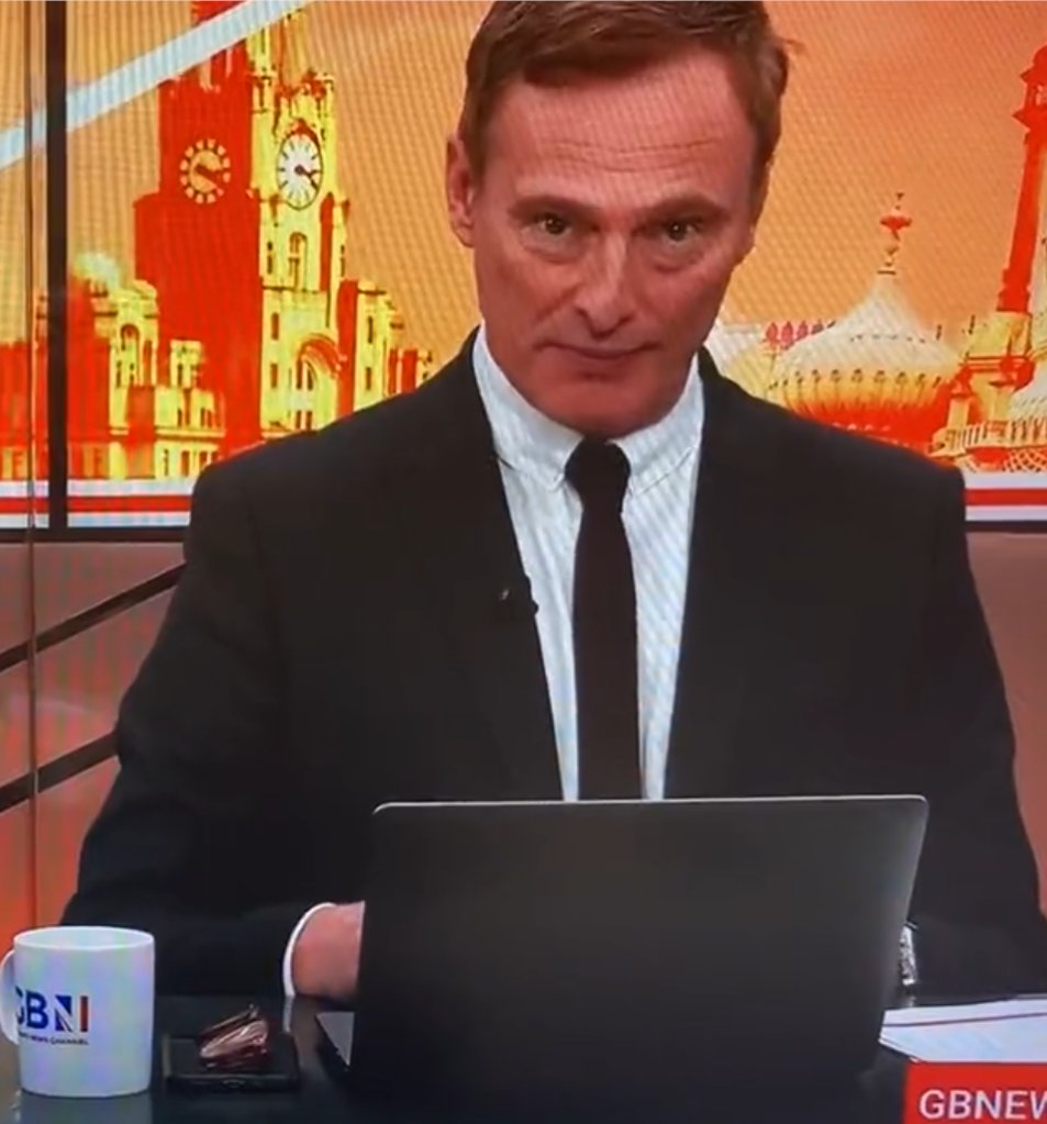 localnotail's tweet photo. we now go live to the Great Brexit News production office:

"Well, the good news is, we've got almost 40K votes in our 'Should Britain rejoin the European Union?' poll..."

"And the bad news?" https://t.co/fgeZ4w9a9z
