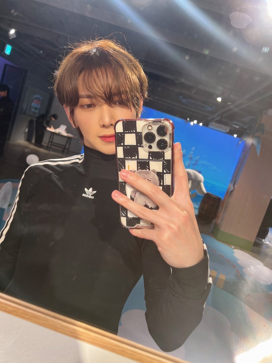 강히 𓊝 tweet media