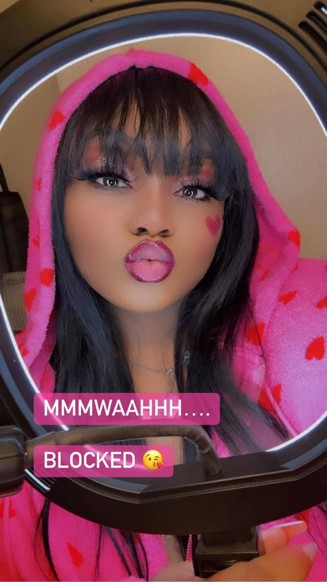 Officially_DGAF's tweet photo. Mmwwahhh… BLOCKED‼️ https://t.co/uVxL6r5iWh