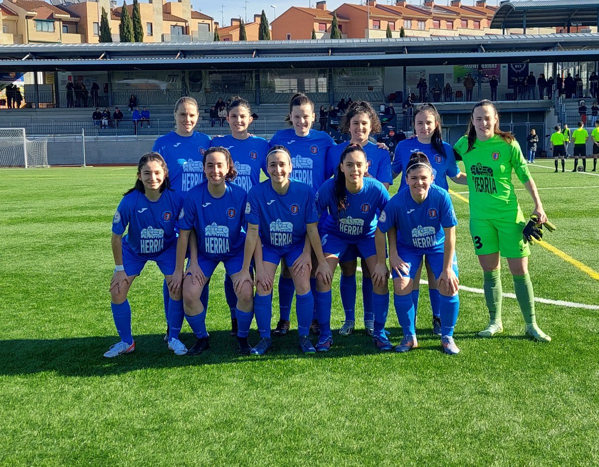 berriozar_cf's tweet photo. 3 RFEF Femenina 
@cdsalamancaff  - Berriozar C.F.; 1-0

Dar las gracias a @cdsalamancaff por facilitarnos tres balones para poder realizar el calentamiento.

Aúpa roj@ssss!!!!

#goraberriozar  #Berriozar 
@fedfutnavarra  @rfef https://t.co/Q9975Ip4Ft