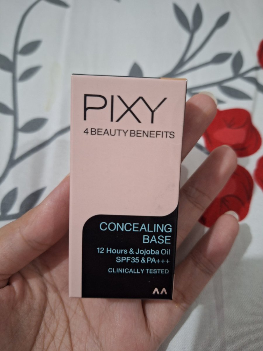 pinkeuskye's tweet photo. Wts pixy concealer shade 02 belum dipake samsek (cuma dalemnya kegores dikit kaya di pict 3)

🍊🍊40rb

wtb pixy concealer shade sand beige https://t.co/I83SzgUotv