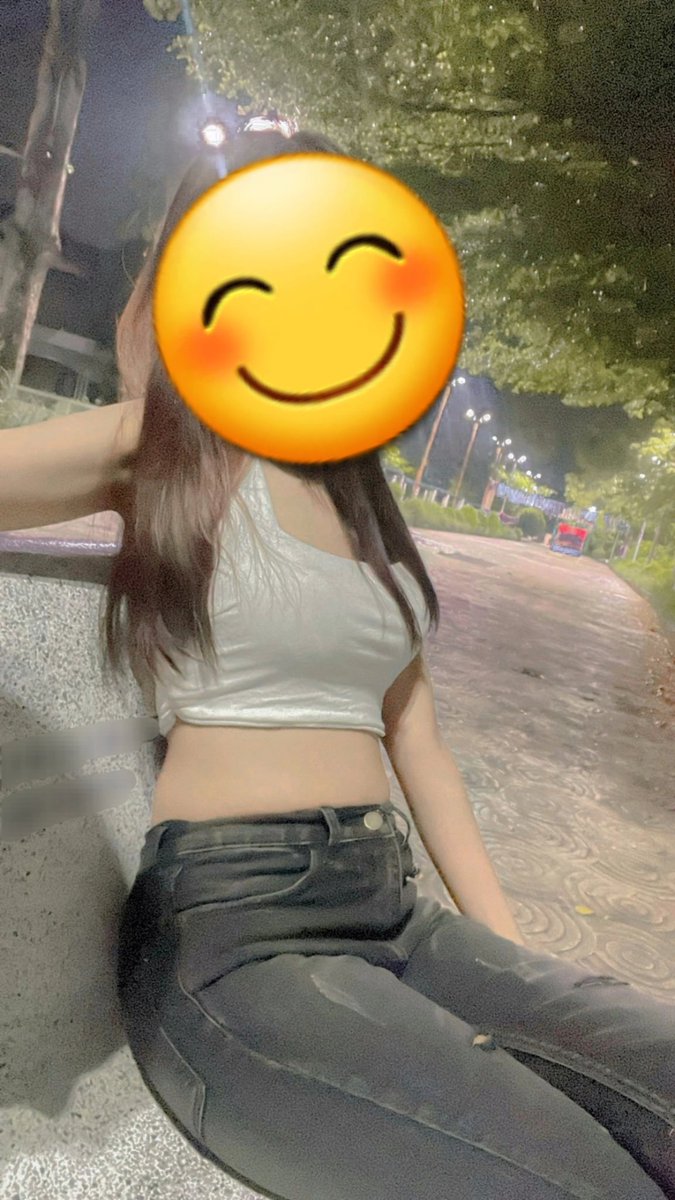 MM222111000's tweet photo. ยอมเป็นหมาให้เธอ แค่บนเตียงพอนะ😋
#หาดใหญ่ #หาดใหญ่รับงาน #สงขลา #หาดใหญ่นัดเย็ด #ขายรูปโป๊ส่วนตัว #ขายรูปหีรูปนม #หาคนเลี้ยงดู #หาคนเปย์ #สงขลารับงาน #เงี่ยนควย https://t.co/pgZ7MZUd25