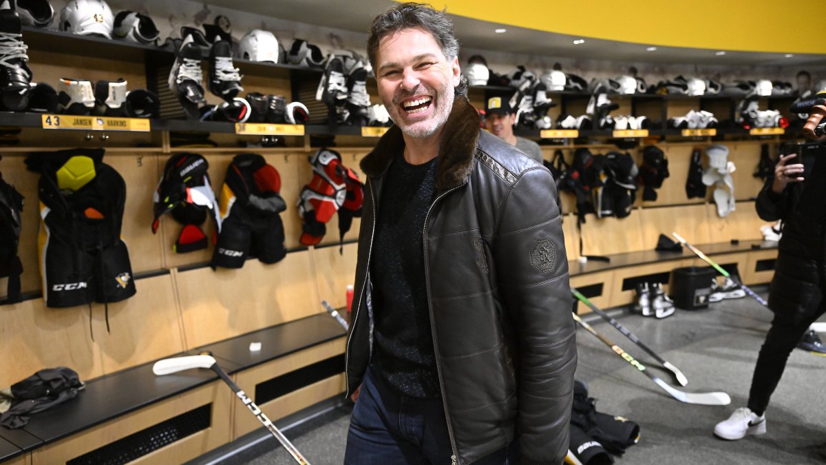 Here's a thread of all the #Celebrate68 stories that have been published thus far ahead of this afternoon's ceremony. Fans are highly encouraged to be in their seats by 4:15 PM!