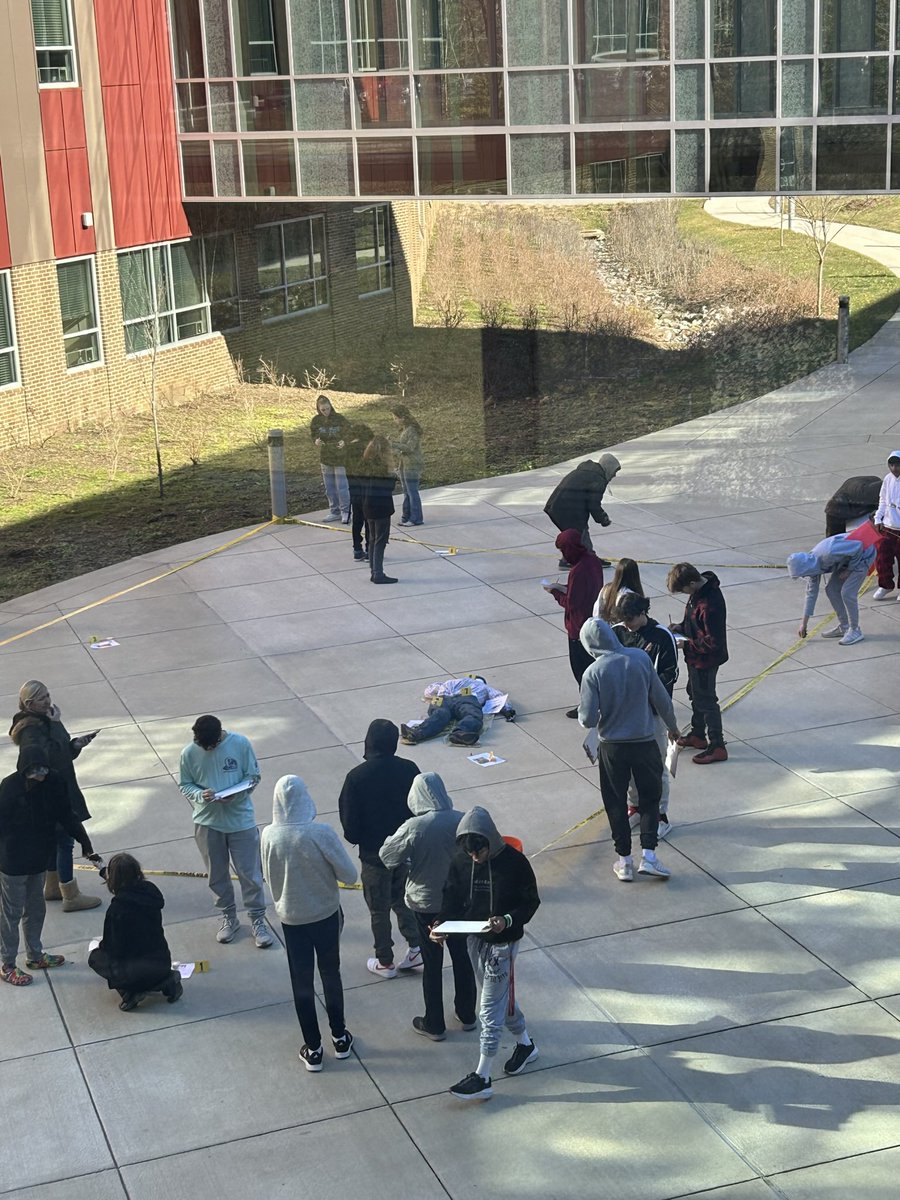 CSI meets Crofton High! Our Forensics Science students turned our courtyard into a major crime scene investigation 🔎