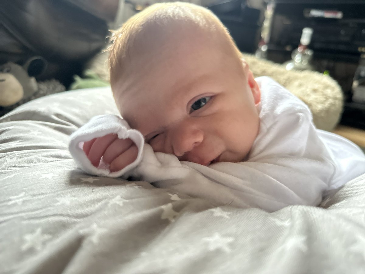 Suzy7131's tweet photo. Mummy and daddy’s gorgeous girl 🥰 #newborn #6weekold #baby #ginger #ourworld #newparents https://t.co/iOnoIo7vMp