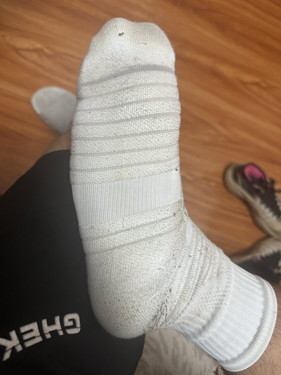 黑皮施工员S tweet media