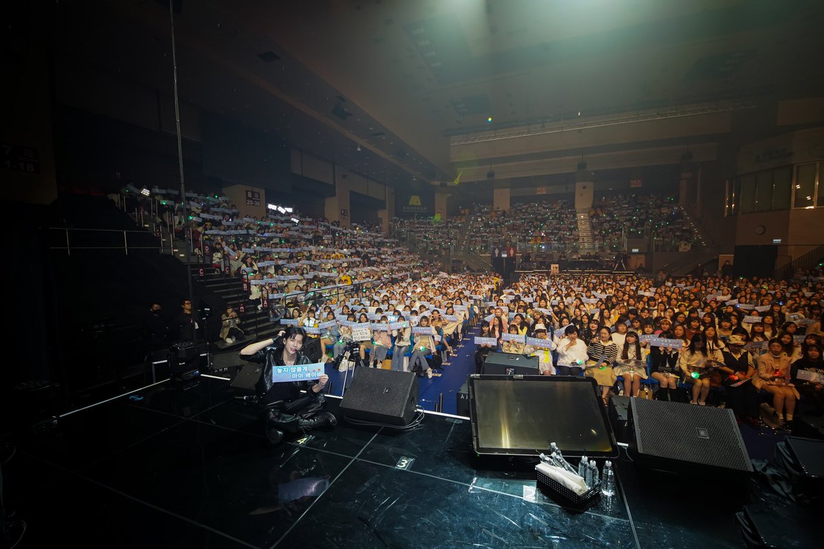 NWH_officialtwt's tweet photo. [🎤] 

2024 NAM WOO HYUN CONCERT <식목일 3 - WHITREE> in HONG KONG 2회차 공연 종료💚

함께할 수 있어 행복했던 이틀💕
같이 심은 추억 나무는 깊이 묻어두고
우리는 다음에 또 만나요🙌🏻

#남우현 #NAMWOOHYUN
#식목일3 #WHITREE #ASIATOUR #HONGKONG 
#블레이드엔터테인먼트 #BLADEentertainment https://t.co/FOVLijYXeY