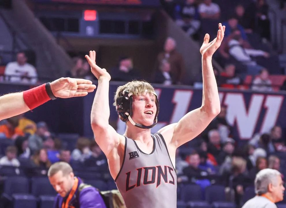GarrettVwrestle's tweet photo. 3rd at 1A 126, happy but hungry for more 🥉 https://t.co/XyIJtpO44o