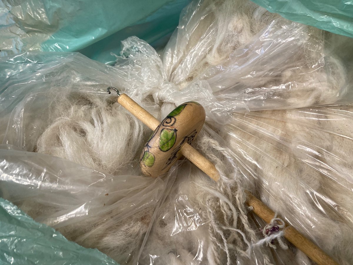 sh_makerspace's tweet photo. This weekend, pallets are being turned into furniture, a bag of alpaca had had a sample of
It spun, and a 3D printer is running in the background. https://t.co/SdGR4KXJu6