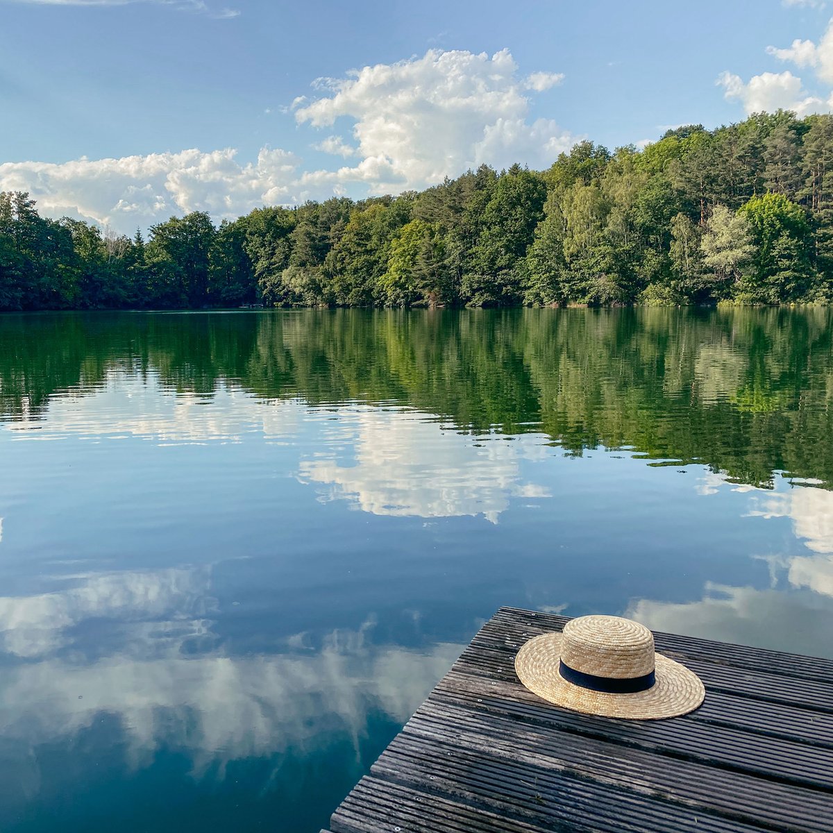 Our guests often remark how peaceful and quiet it is here in the summer. With no power boats allowed on the water, the only wakes we get are from canoes and kayaks, and the only noise is from loon calls and family laughter! BOOK SOME PEACE AND QUIET -> walkerlakeresort.com