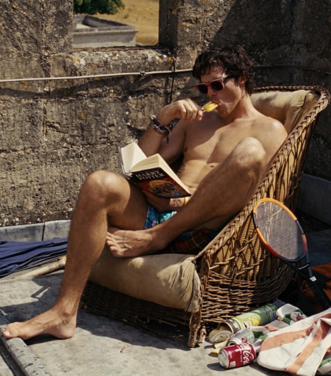 TheCinesthetic's tweet image. jacob elordi in saltburn, 2024