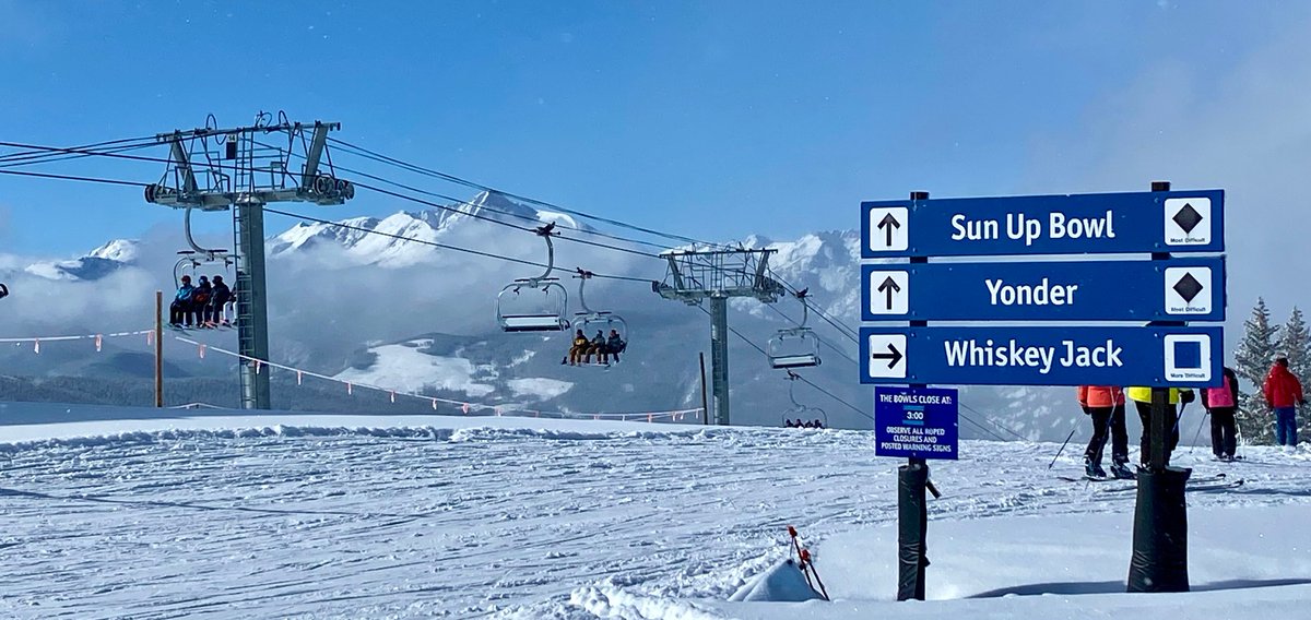 christielodge's tweet photo. Amazing Presidents Day Weekend in Vail! Hope you got the chance to enjoy this Blue Ski Powder Day!  #christiemoments #vail #powderday https://t.co/CHsHbOWRLM