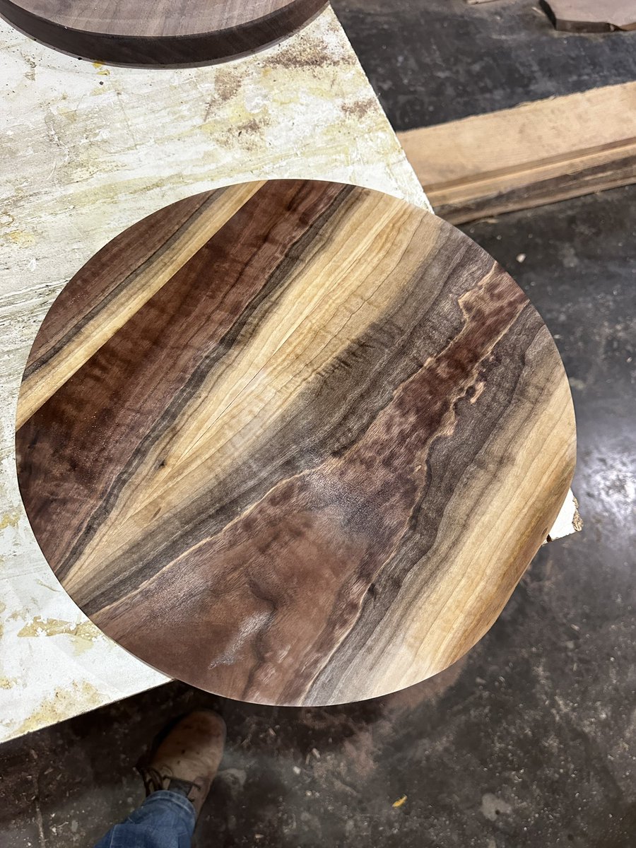 Really nice walnut side table top getting finished. #walnut #slab #sidetable