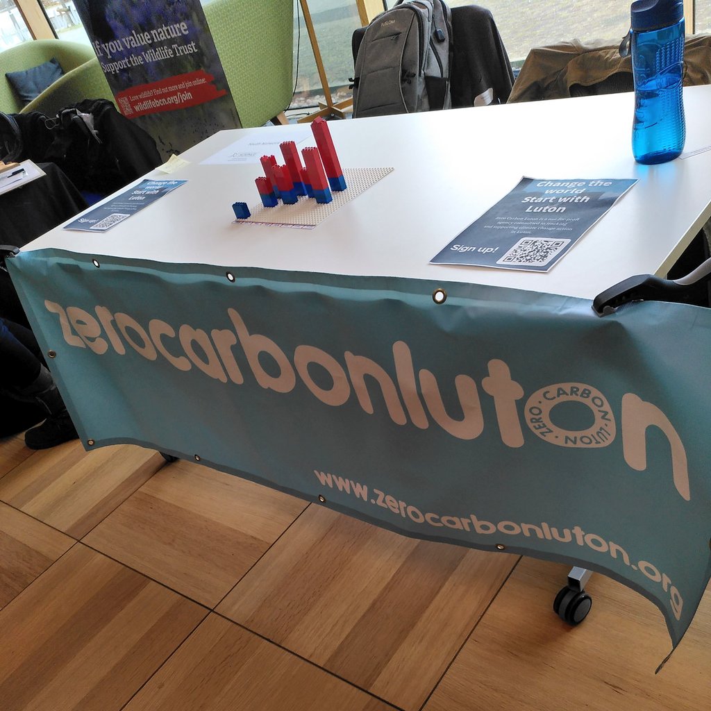 ZeroCarbonLuton's tweet photo. Meeting teachers this week at the Climate in Education conference @uniofbeds. https://t.co/Ppt9Ul01up