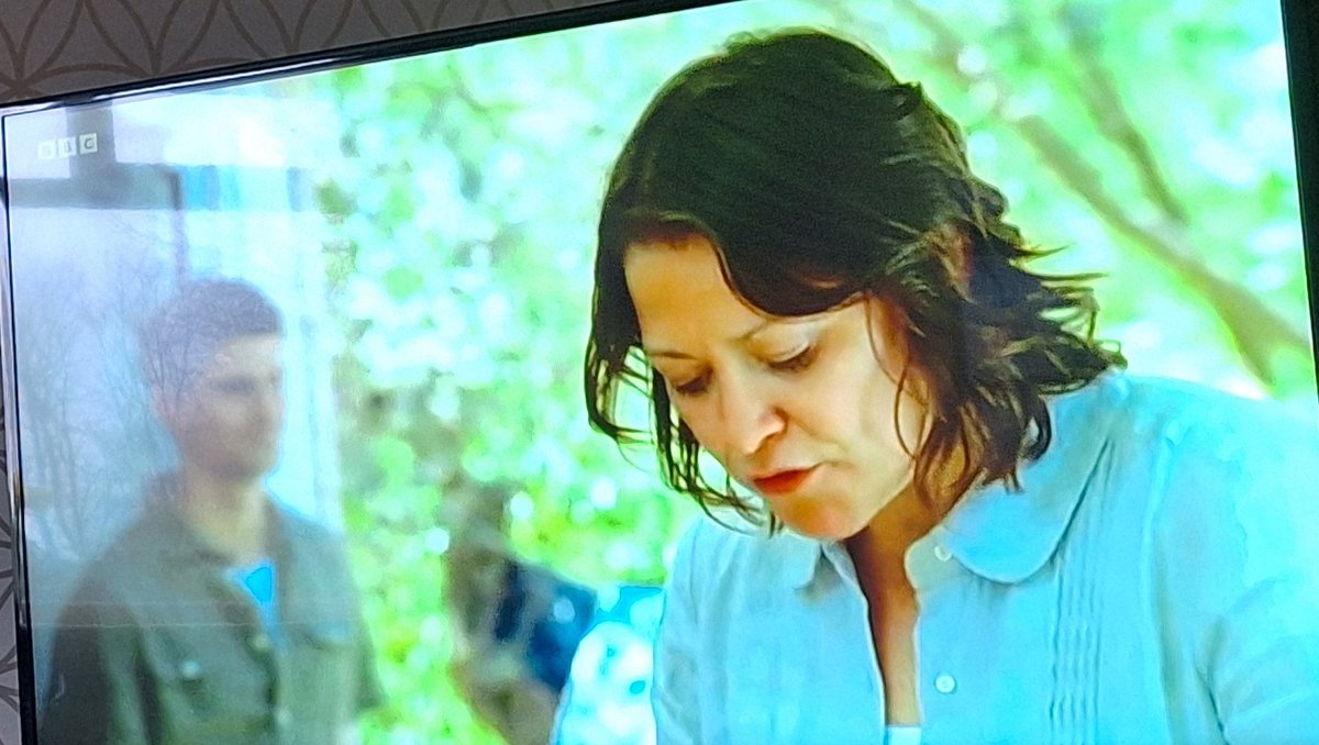 gomezespresso's tweet photo. SHE'S BACK! #nicolawalker #spoks https://t.co/txXj6BVVlK