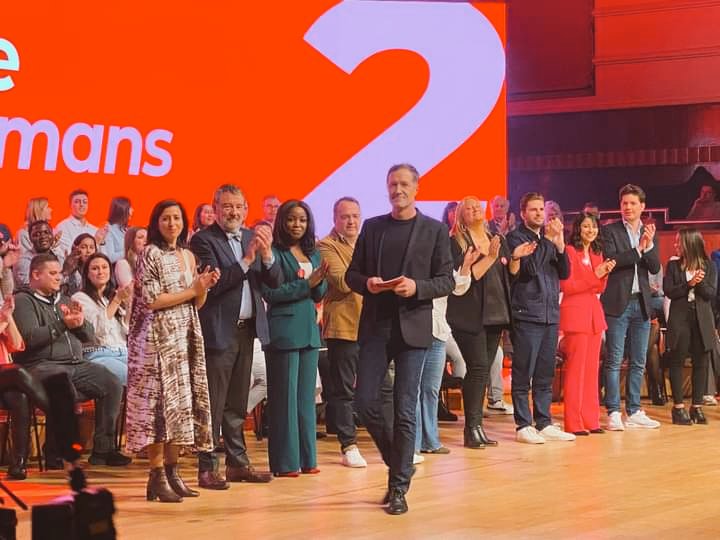 dedda04's tweet photo. Les militant.e.s du Parti Socialiste (PS) de Wallonie et de Bruxelles étaient présents en nombre à Flagey pour notre Congrès de lancement de campagne ✊🌹

En route vers la victoire ! 🔴

Fédération PS Liège

#SolideetSolidaire #PS2024 #Themont2024 https://t.co/KnqzeXznmM